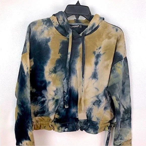 Blank NYC Hoodie Tie Dye Crop With Drawstring Waist Size Medium NWT - Picture 3 of 3